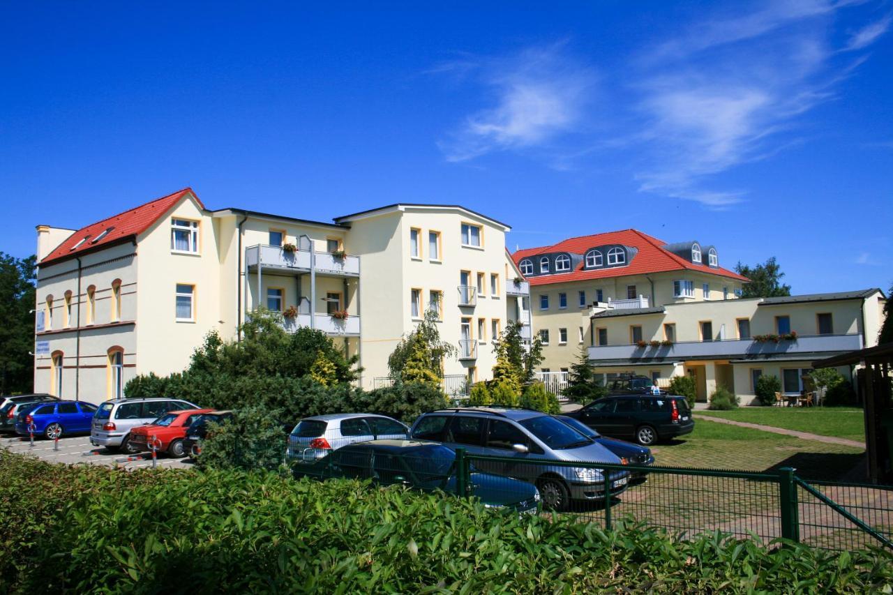 Appartementhaus Zum Strandkorb Kuehlungsborn Exterior photo